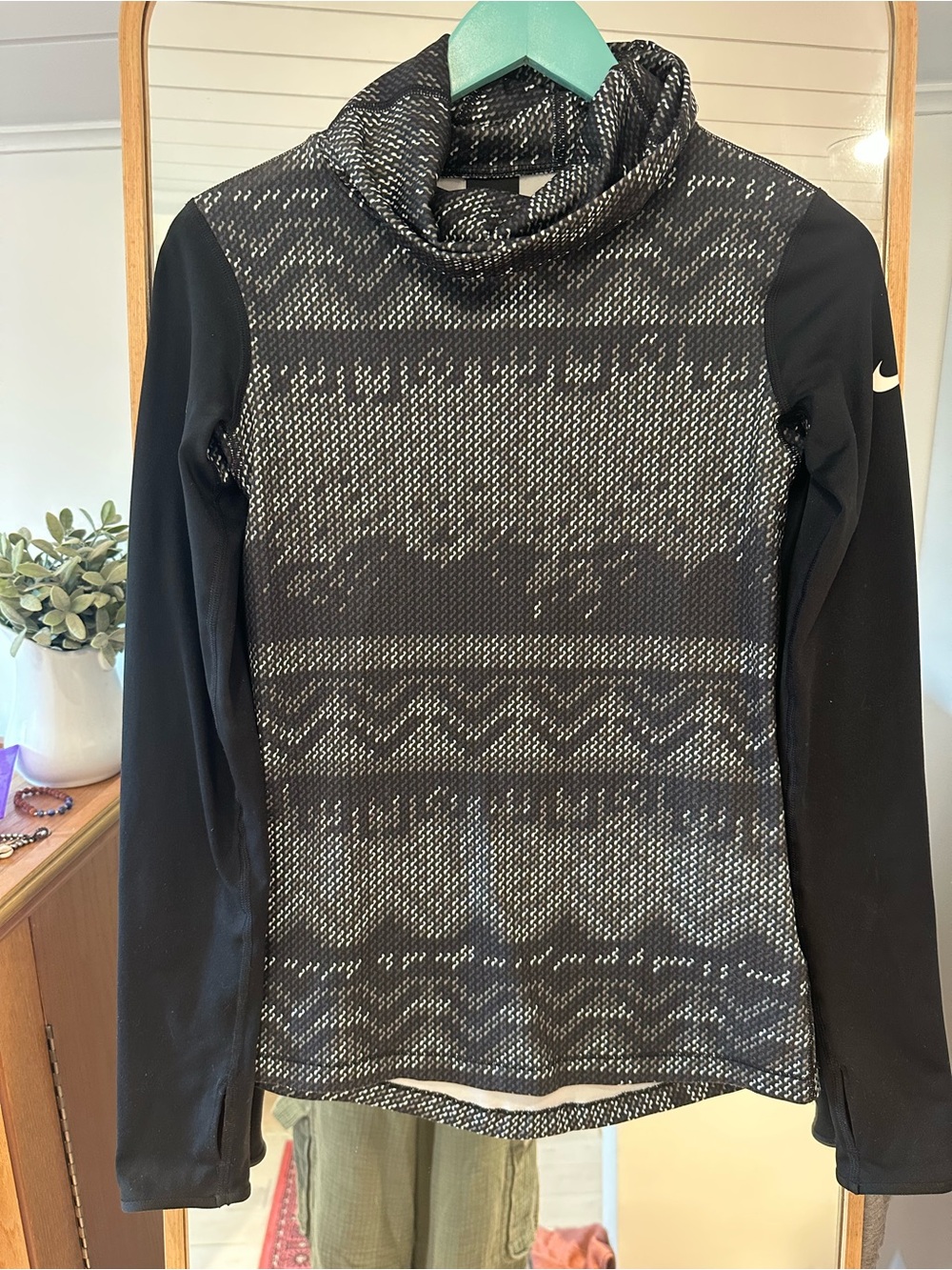 Nike Black & Gray Patterned Cowl-Neck Pullover
